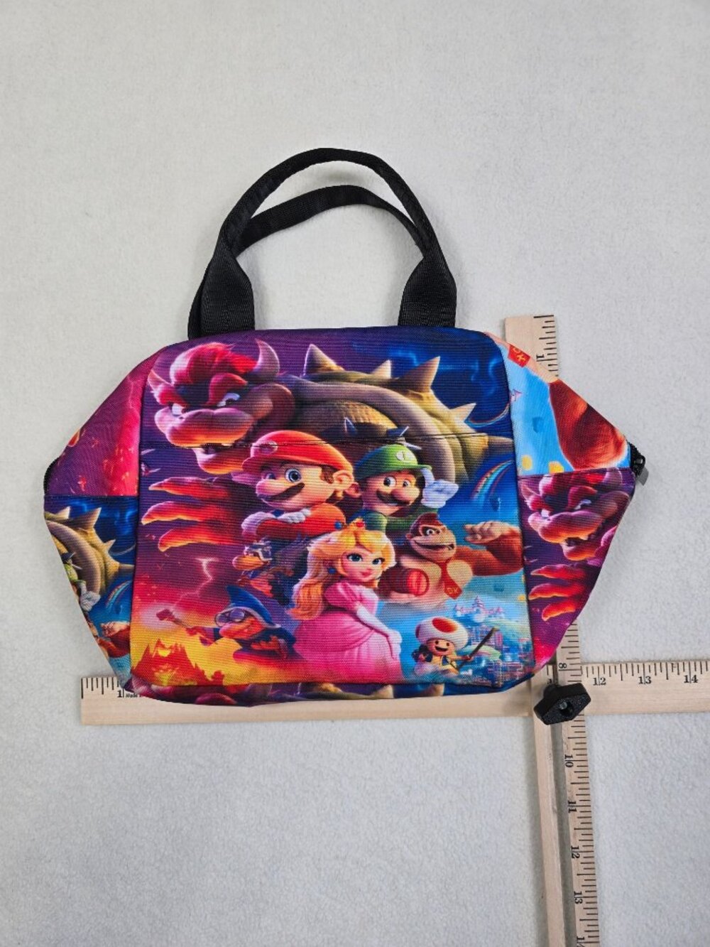 Super Mario Bros Insulated Lunch Tote Bag With Dual Handles - Picture 2 of 4